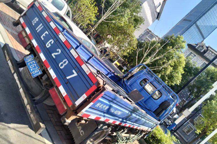二手江淮骏铃 120马力 载货车
