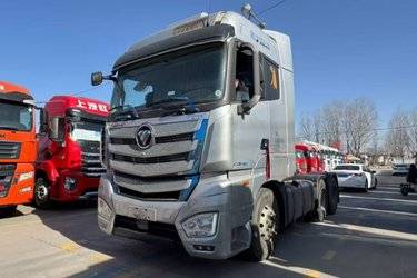 福田 欧曼EST 6系重卡 560马力 6X4 AMT自动挡牵引车(国五) 双驱 福田康明斯二手牵引车 黄牌