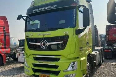 ���ֿ����������ó� �����콢KX ���߰� 660���� 6X4 ǣ����(����) ˫�� ���翵��˹����ǣ���� ����