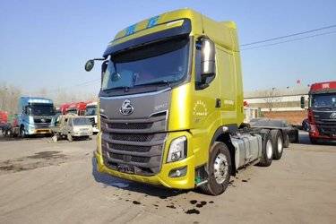 东风柳汽 乘龙H7重卡 520马力 6X4 AMT自动档牵引车(液缓)(国六) 双驱 康明斯二手牵引车 黄牌 东风柳汽 乘龙H7重卡 520马力 6X4 AMT自动档牵引车(液缓)(国六) 双驱 康明斯二手牵引车 黄牌