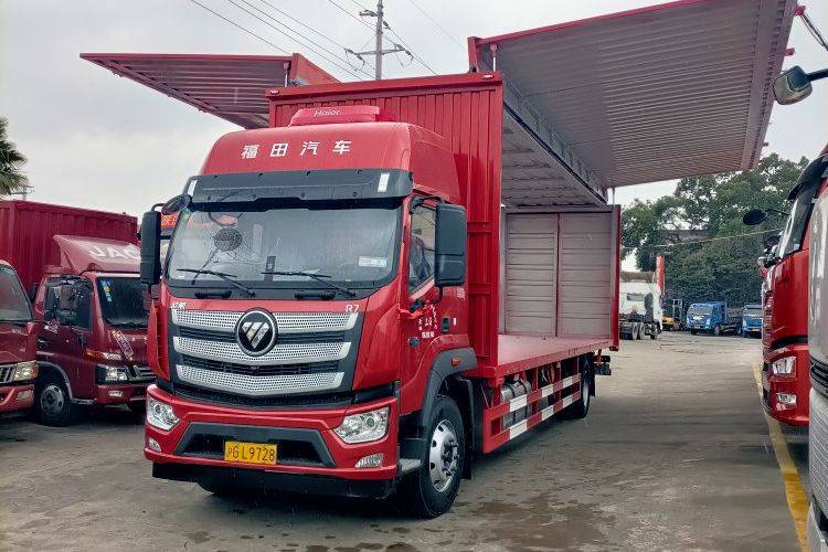 二手福田欧航 240马力 载货车