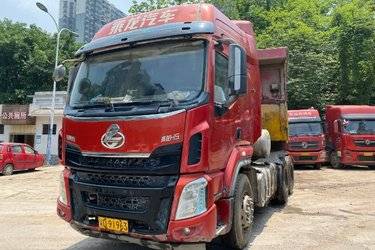 东风柳汽 乘龙H5重卡 460马力 6X4牵引车(国五) 双驱 东风二手牵引车 黄牌