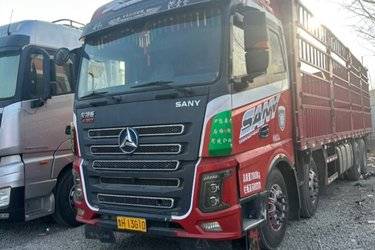 三一集团 俊领版 430马力 8X4 9.6米仓栅式载货车(国五) 前四后八 东风康明斯二手载货车 黄牌