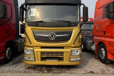 东风商用车 天龙旗舰 2018款 560马力 6X4牵引车(国五) 双驱 东风康明斯二手牵引车 黄牌