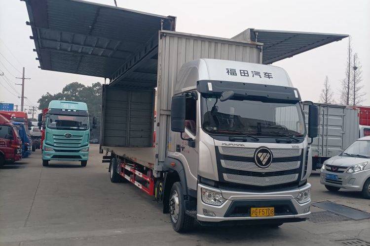 二手福田欧航 240马力 载货车