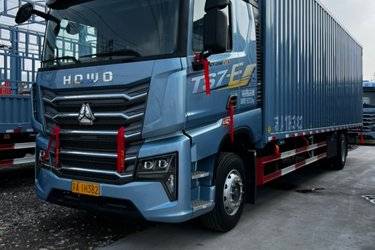 �������� HOWO TS7 ����� 6.9L���� 290���� 4X2 �й�����10�� 9.6����ʽ�ػ���(����) ���� �������ػ��� ����