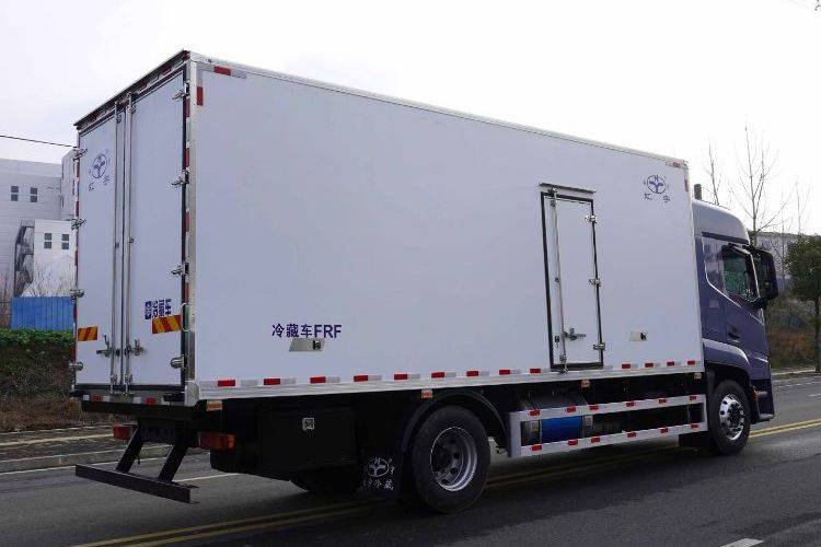 二手福田欧航 330马力 专用车