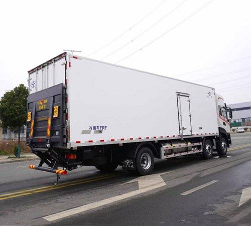 东风商用车 280马力 专用车