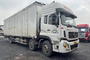 东风商用车 天龙重卡 270马力 6X2 9.6米厢式载货车(国五) 前四后四 东风康明斯二手载货车 黄牌