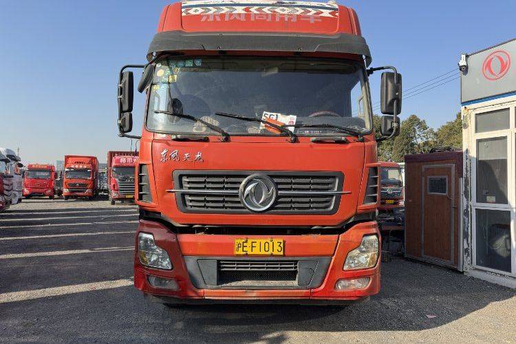 二手东风商用车 270马力 载货车