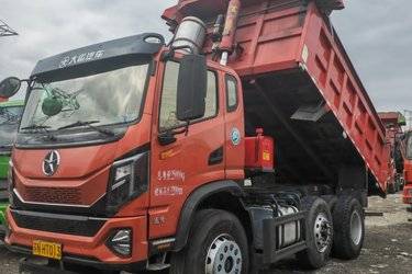 二手大运 运隆 复合型 240马力 6X2 4.3米自卸车(中提升桥)(国六) 前四后四 玉柴二手自卸车 黄牌图片