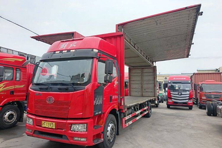 二手一汽解放 220马力 载货车