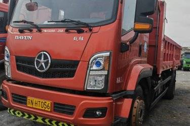 二手大运 致胜 220马力 4X2 5.6米自卸车(国六) 单桥 玉柴二手自卸车 黄牌图片