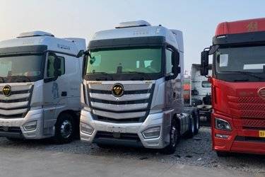 ���ֿ������� ŷ��EST ��Խ�� 580���� 6X4 AMT�Զ���ǣ����(����) ˫�� ���￵��˹����ǣ���� ����