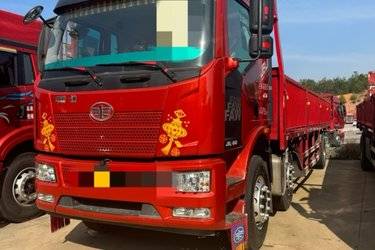 二手一汽解放 J6L中卡 240马力 6X2 9.5米栏板载货车(国五) 前四后四 锡柴二手载货车 黄牌
