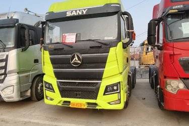 ���ֿ�����һ���� ��ɽ��Ӣ�۰� 585���� 6X4 AMT�Զ���ǣ����(����) ˫�� ������ǣ���� ����