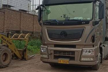 ���ֿ����������ó� �����콢KX ����� 560���� 6X4 ǣ����(����) ˫�� ���翵��˹����ǣ���� ����