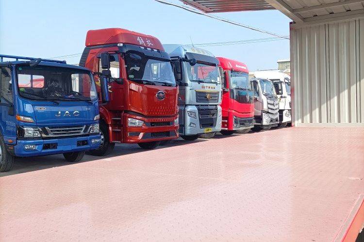 二手东风商用车 260马力 载货车