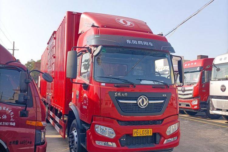 二手东风商用车 260马力 载货车
