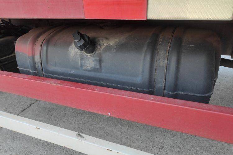 二手一汽解放轻卡 130马力 载货车