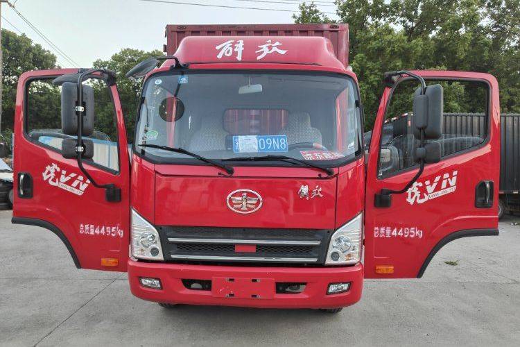 二手一汽解放轻卡 130马力 载货车
