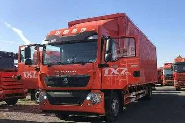 二手重汽豪沃 HOWO TX7 PRO 经典版 6.9L LNG 290马力 4X2 中国重汽8档 9.6米厢式载货车(国六) 单桥 曼二手载货车 黄牌图片