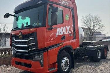 ���ֿ����й����� HOWO Max�ؿ� ����� 560���� 6X4 LNG�Զ���ǣ����(Һ��)(����) ˫�� Ϋ�����ǣ���� ����