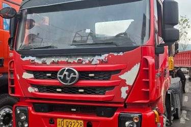 ���ֿ������� ��ʨC100 450���� 6X4 ǣ����(����) ˫�� �Ϸƺ����ǣ���� ����