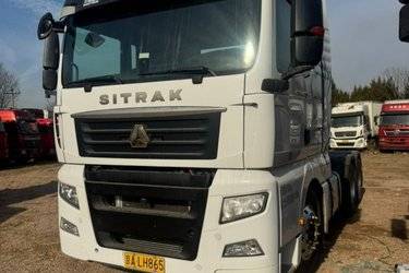 二手中国重汽 汕德卡SITRAK C7H重卡 440马力 6X4 LNG牵引车(国六) 双驱 曼二手牵引车 黄牌图片