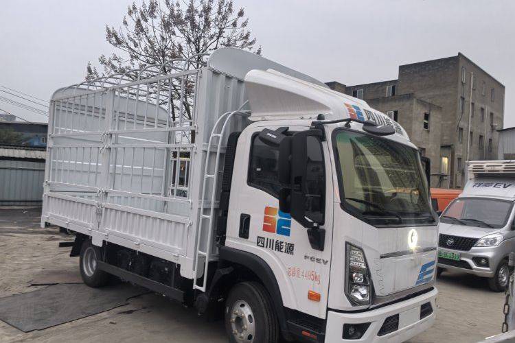 二手中国重汽成都商用车 100Wh 电动卡车