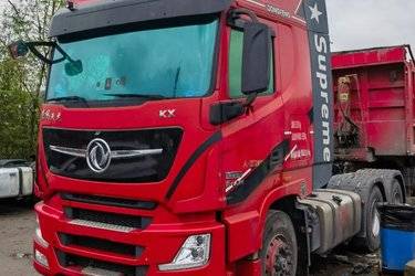 ���ֿ����������ó� �����콢KX 600���� 6X4ǣ����(����) ˫�� �������ǣ���� ����