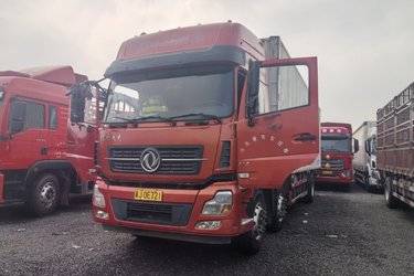 东风商用车 天龙重卡 245马力 6X2 9.4米厢式载货车(国五) 前四后四 东风康明斯二手载货车 黄牌