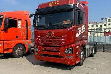 ���ֿ����ൺ��� JH6�ؿ� 520���� 6X4 ǣ����(����) ˫�� �������ǣ���� ����