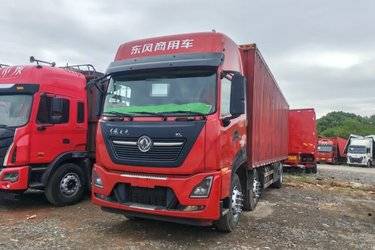 东风商用车 天龙重卡 292马力 6X2 9.6米厢式载货车(国五) 前四后四 康明斯二手载货车 黄牌