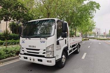 二手庆铃 五十铃KV100 120马力 4.13米单排栏板轻卡(国六)(气刹)(国六) 单桥 庆铃五十铃二手载货车 蓝牌
