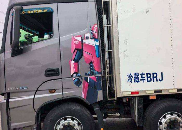 二手欧曼重卡(原福田欧曼) 580马力 专用车