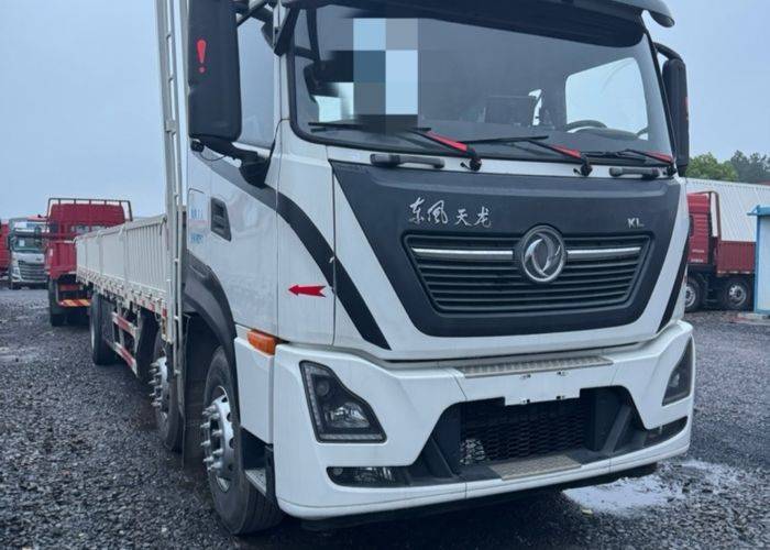 二手东风商用车 300马力 载货车