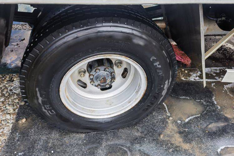 江淮帅铃 143马力 载货车