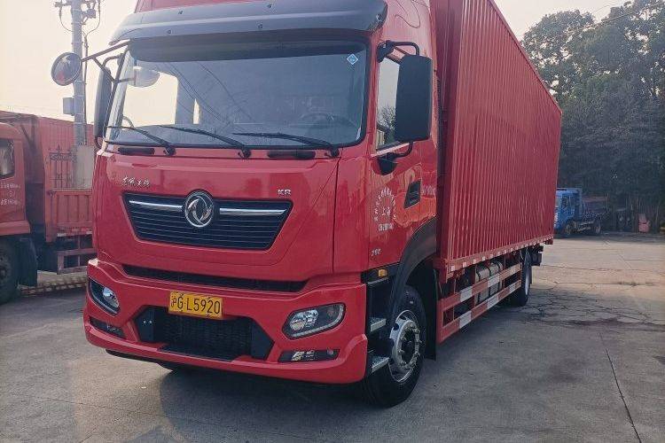 二手东风商用车 290马力 载货车