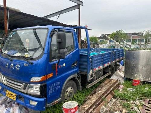 江淮工程车 200马力 自卸车