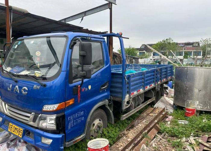 江淮工程车 200马力 自卸车