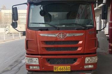 二手油罐车 湖北润力(润知星牌) 一汽解放轻卡底盘 260 7.6 6X4图片
