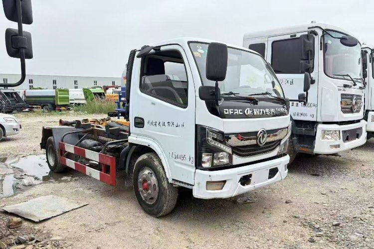 东风凯普特 160马力 专用车