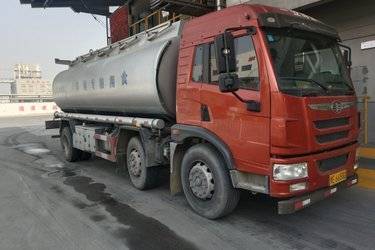 二手液体运输车 湖北润力(润知星牌) 青岛解放底盘 260 7.7 6X2图片