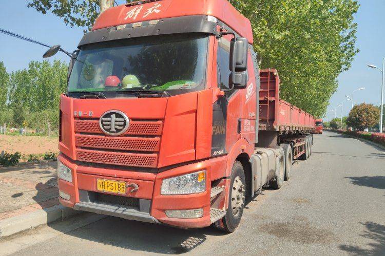 一汽解放 460马力 牵引车
