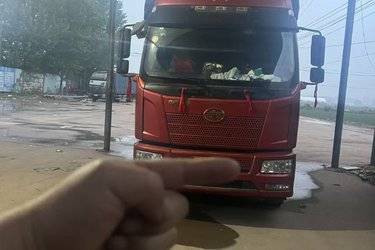 二手一汽解放 J6L重卡 240马力 4X2 车辆运输车(国五) 单桥 大柴二手载货车 黄牌图片