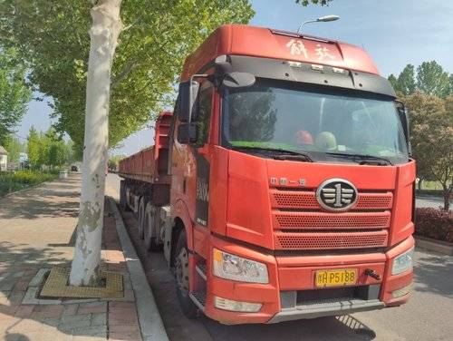 一汽解放 460马力 牵引车