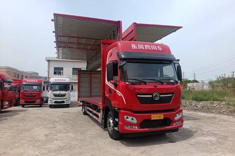 二手东风商用车 290马力 载货车