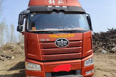 二手一汽解放 J6P重卡 质惠版 新北方款 420马力 6X4牵引车(国五) 双驱 锡柴二手牵引车 黄牌图片