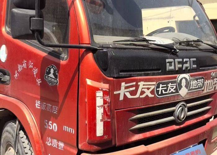 二手东风多利卡 150马力 载货车